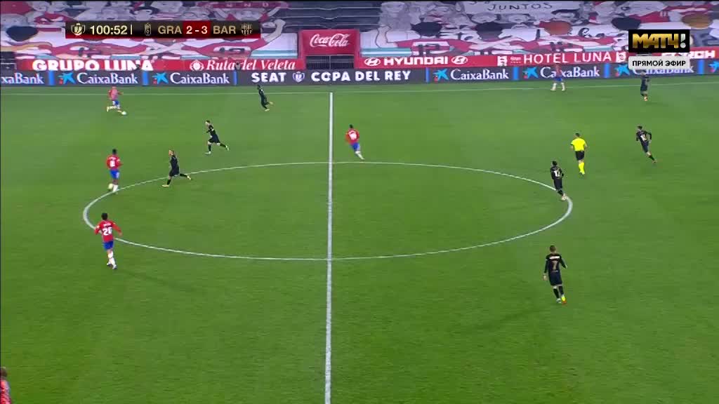 世体：巴萨把蒙特惠奇季票延至季末，很可能下赛季才回诺坎普